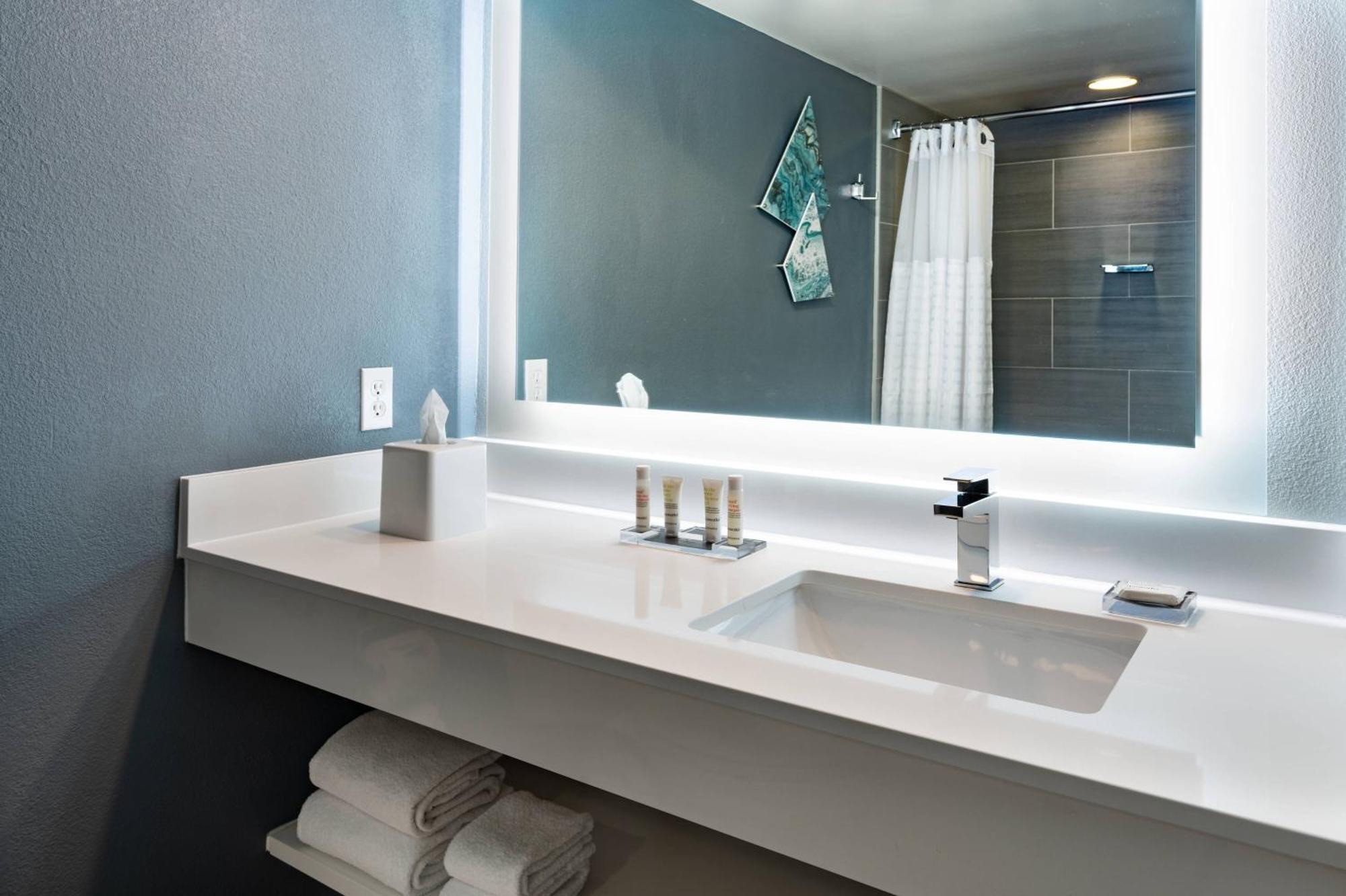 מלון Marriott Anchorage Downtown מראה חיצוני תמונה
